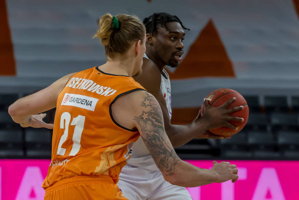 况与此颇为 况与此颇为