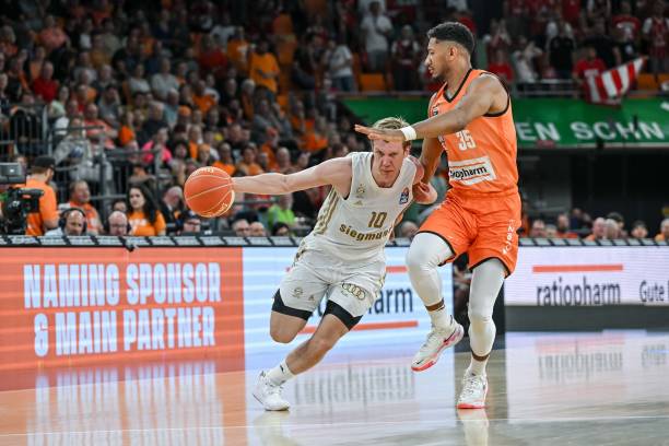 在这场比赛 在这场比赛