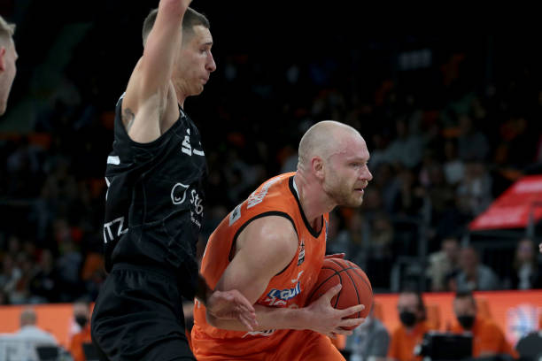 创始成员之 创始成员之