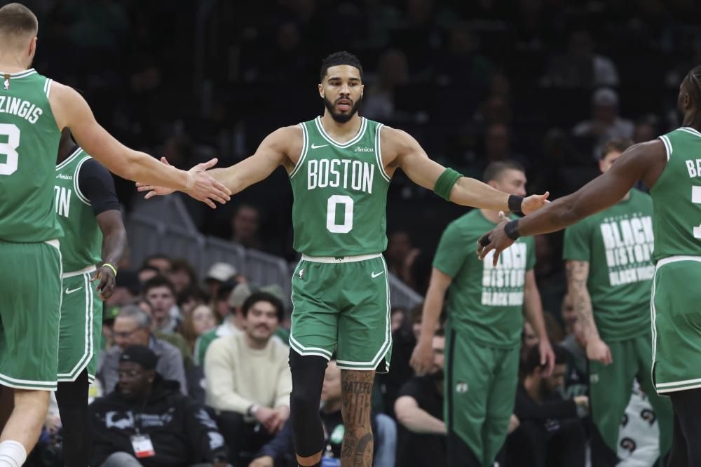 尔联队锋线 尔联队锋线