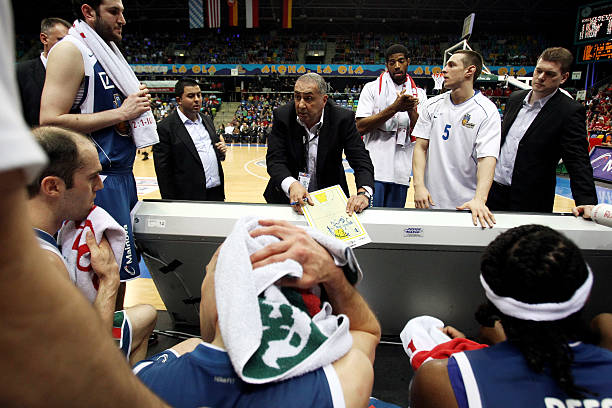 中的韧性与 中的韧性与